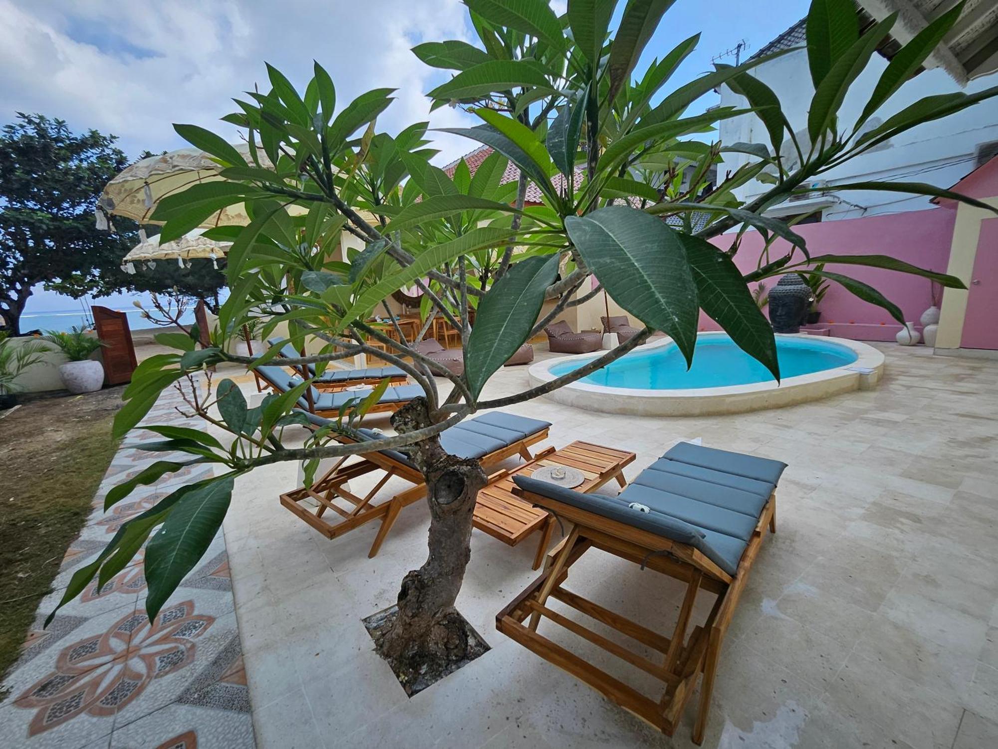 Hotel United Colors Of Lembongan Extérieur photo